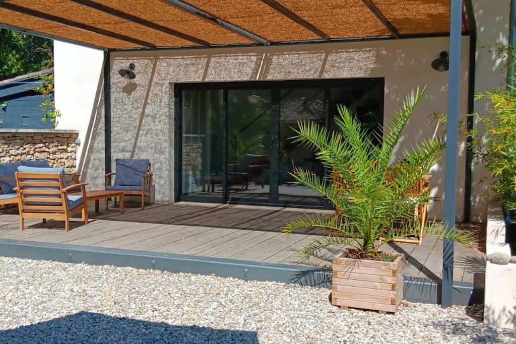 Gite Cosy Au Coeur Du Luberon Lagnes Eksteriør bilde